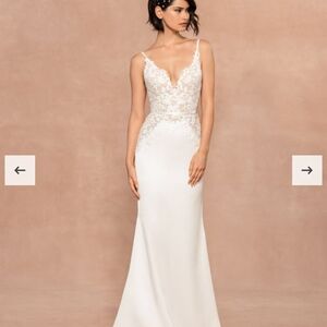 Blush By Hayley Paige Aries Gown Size  10 NWOT